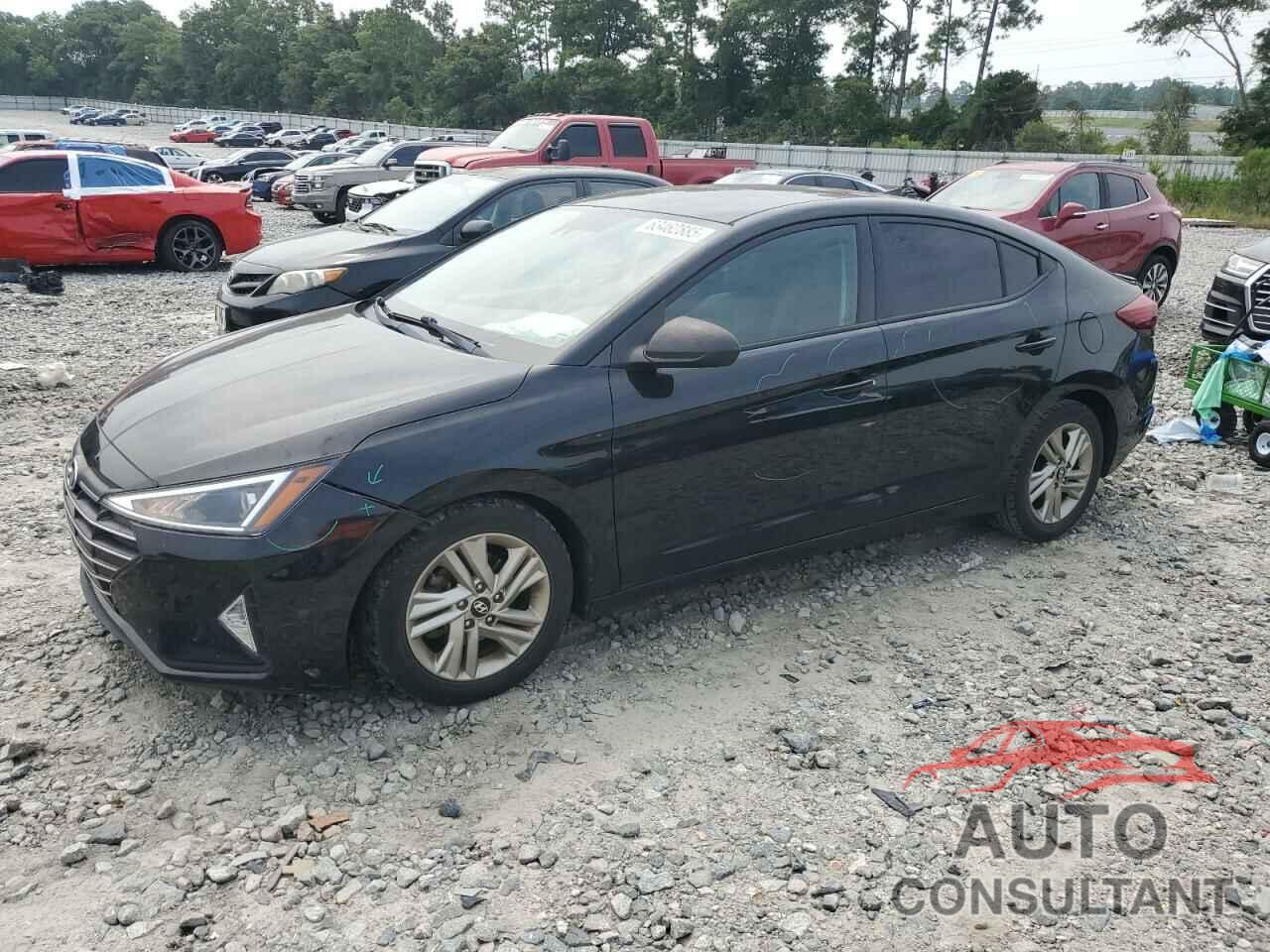 HYUNDAI ELANTRA 2019 - 5NPD84LF1KH421703