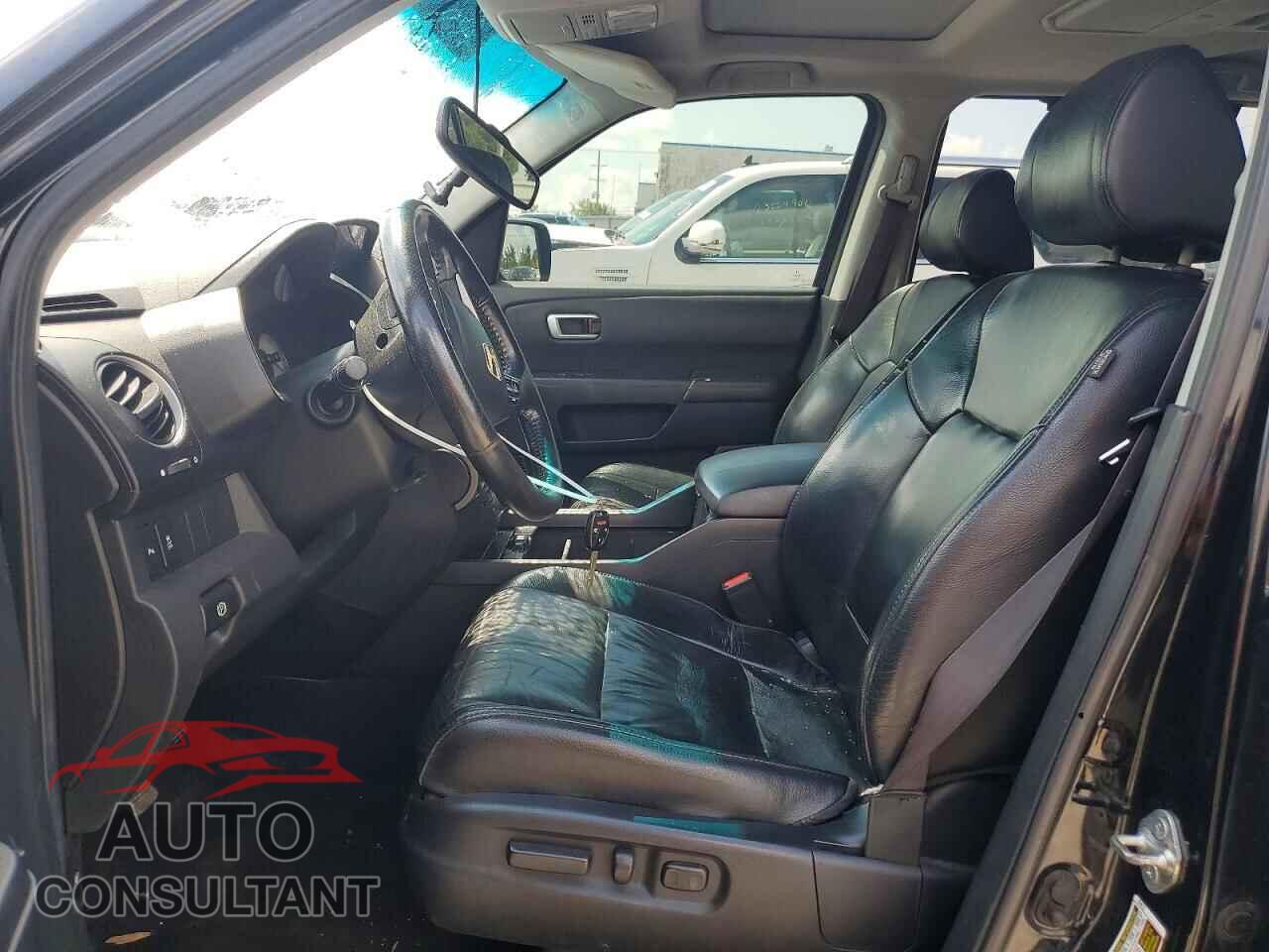 HONDA PILOT 2012 - 5FNYF3H99CB018105