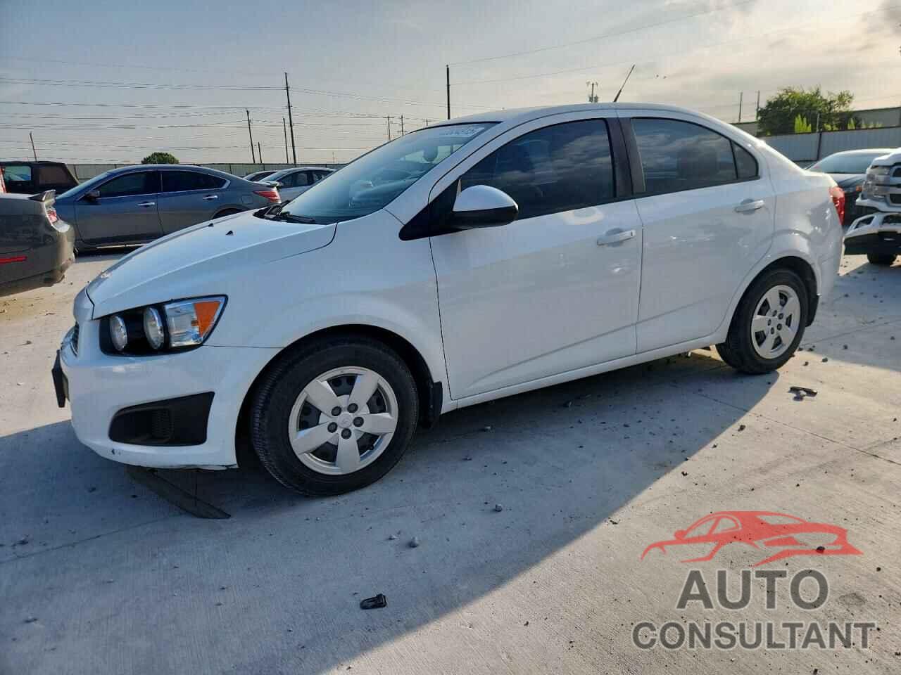 CHEVROLET SONIC 2013 - 1G1JA5SH3D4140150