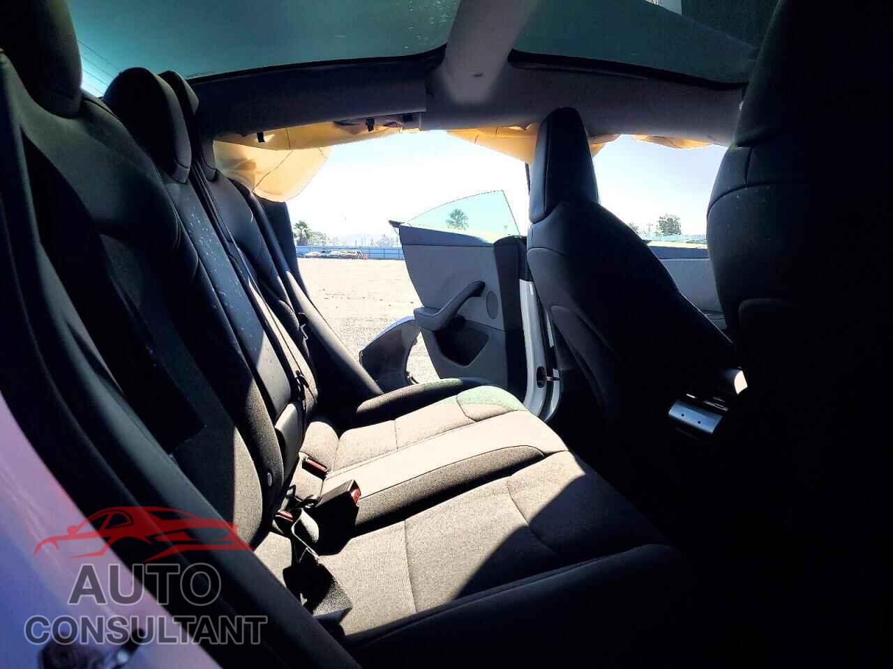 TESLA MODEL 3 2026 - 5YJ3E1EA1TF146645