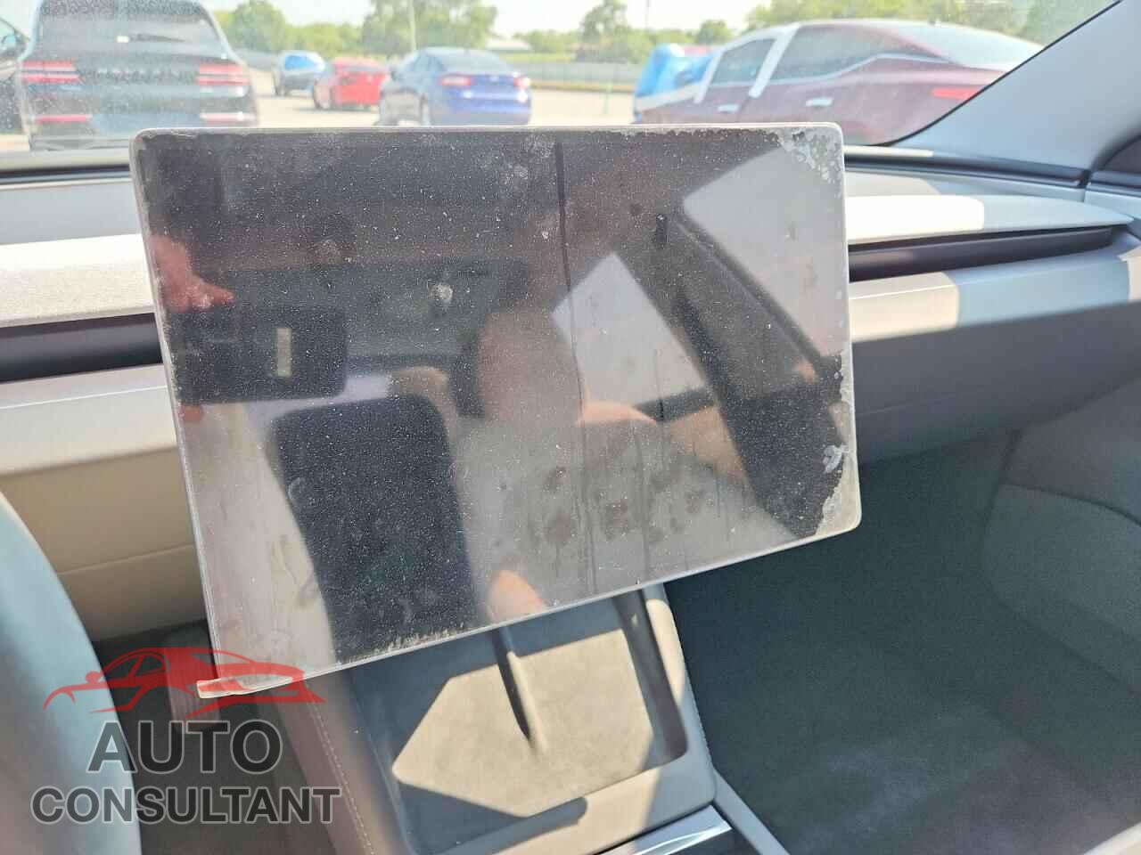TESLA MODEL 3 2026 - 5YJ3E1EA2TF140904