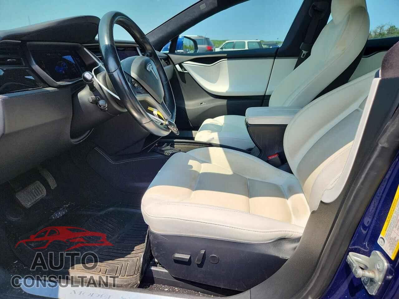 TESLA MODEL S 2020 - 5YJSA1E28LF369863