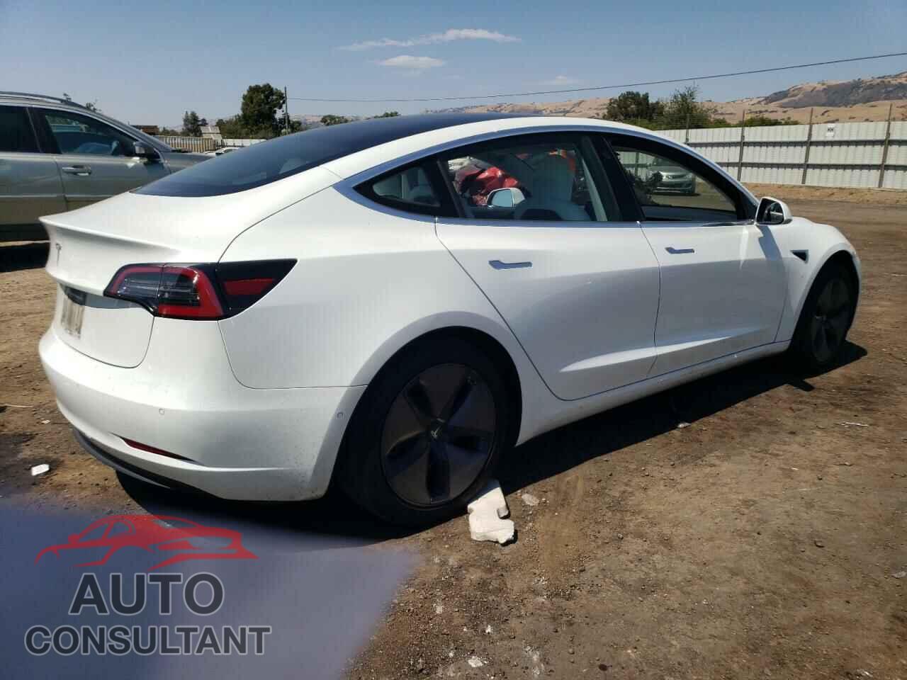 TESLA MODEL 3 2018 - 5YJ3E1EA0JF155463