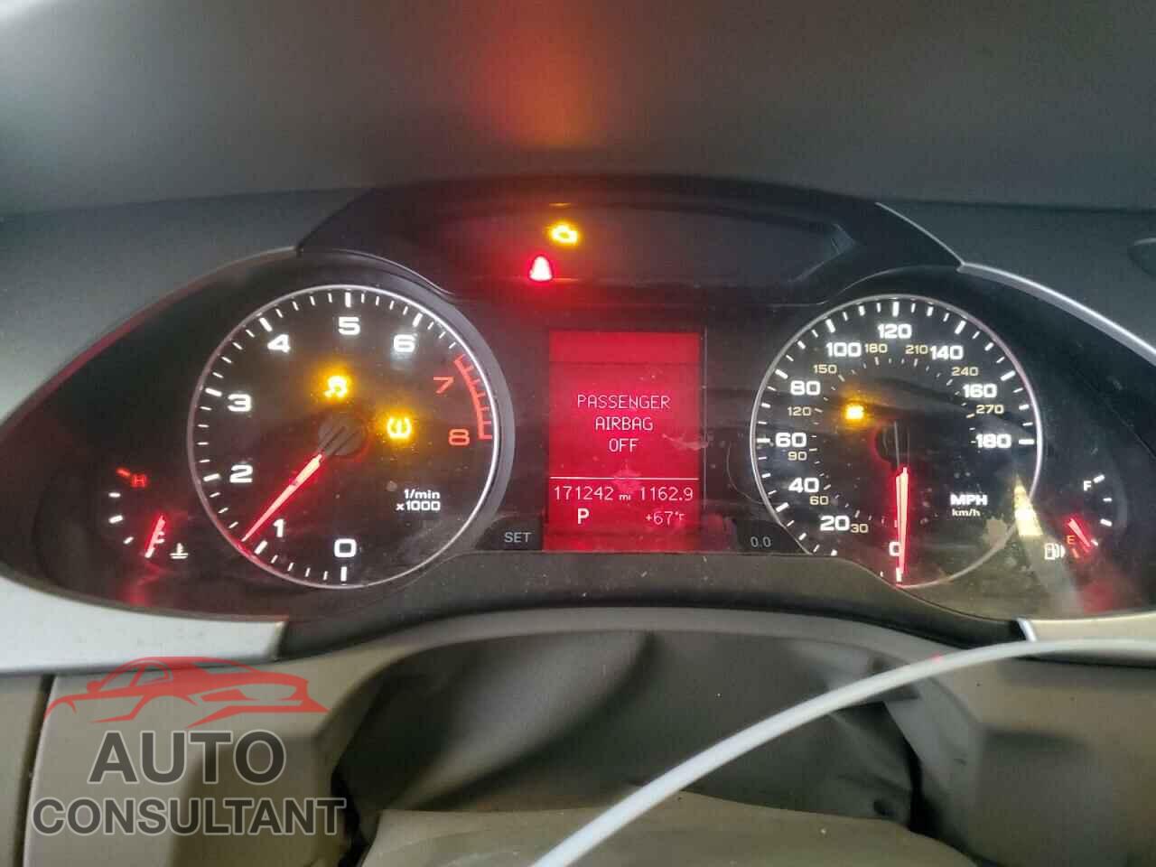 AUDI A4 2012 - WAUBFAFL9CA109485