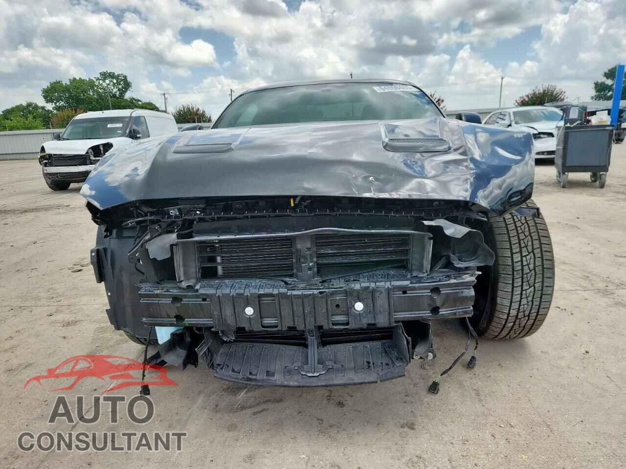 FORD MUSTANG 2018 - 1FA6P8CF5J5117006