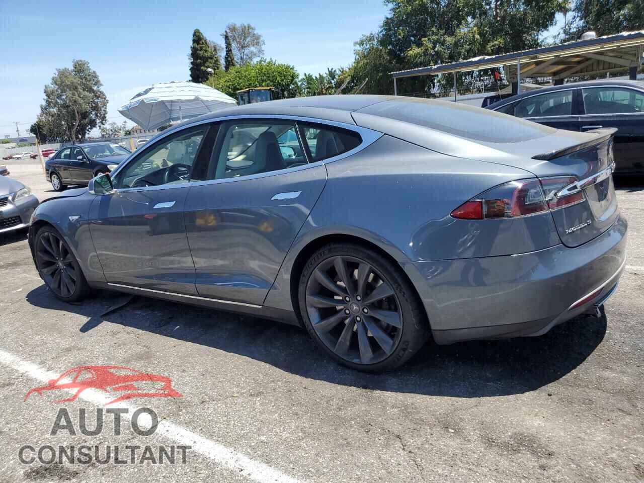 TESLA MODEL S 2013 - 5YJSA1CG2DFP03997
