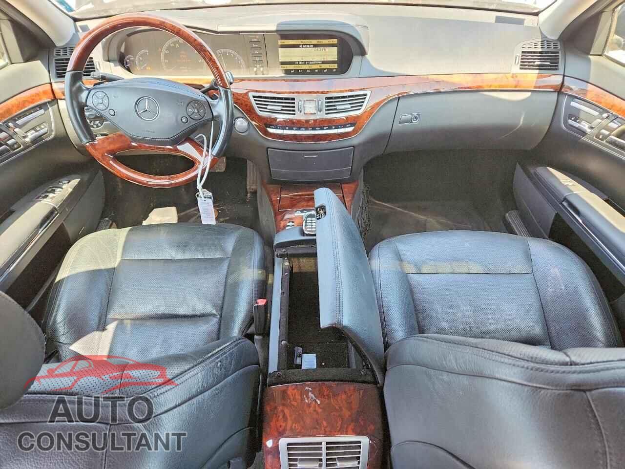 MERCEDES-BENZ S-CLASS 2010 - WDDNG7BB7AA356987