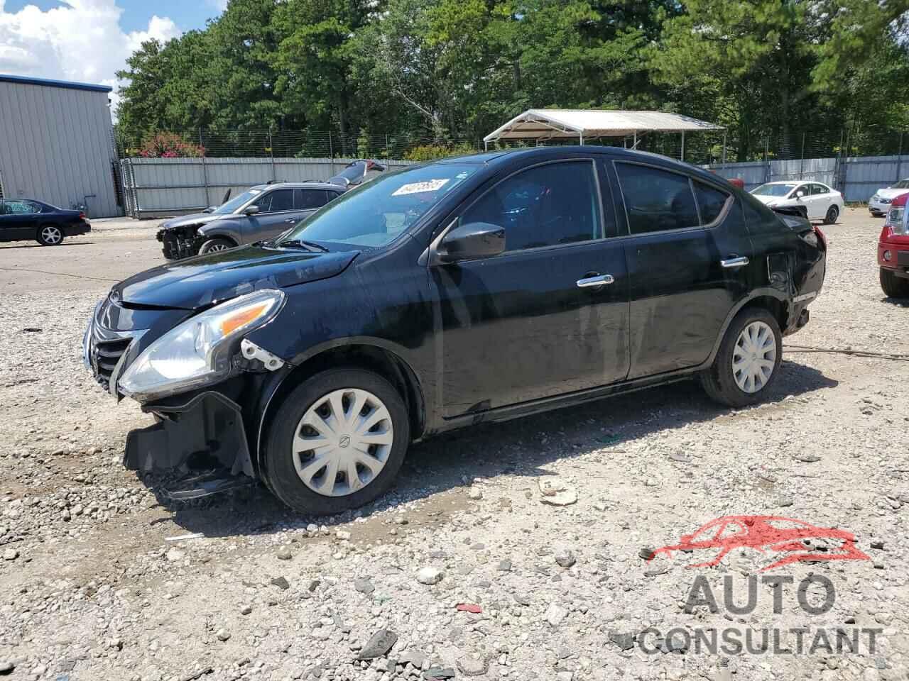 NISSAN VERSA 2017 - 3N1CN7AP6HL885938