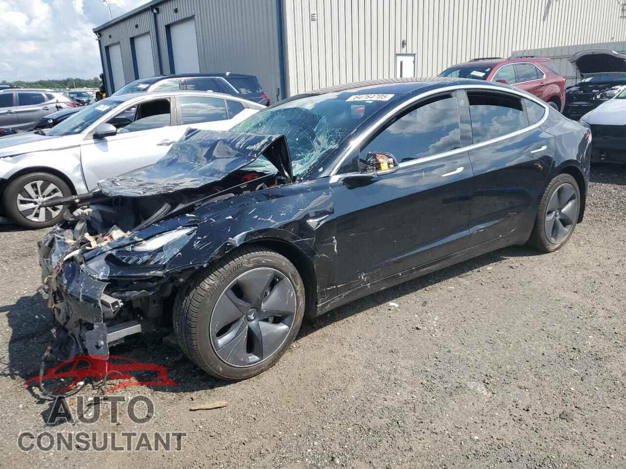 TESLA MODEL 3 2018 - 5YJ3E1EB0JF073211