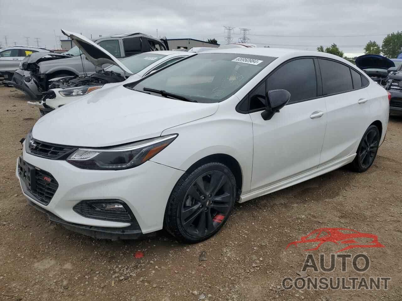 CHEVROLET CRUZE 2018 - 1G1BE5SMXJ7230055