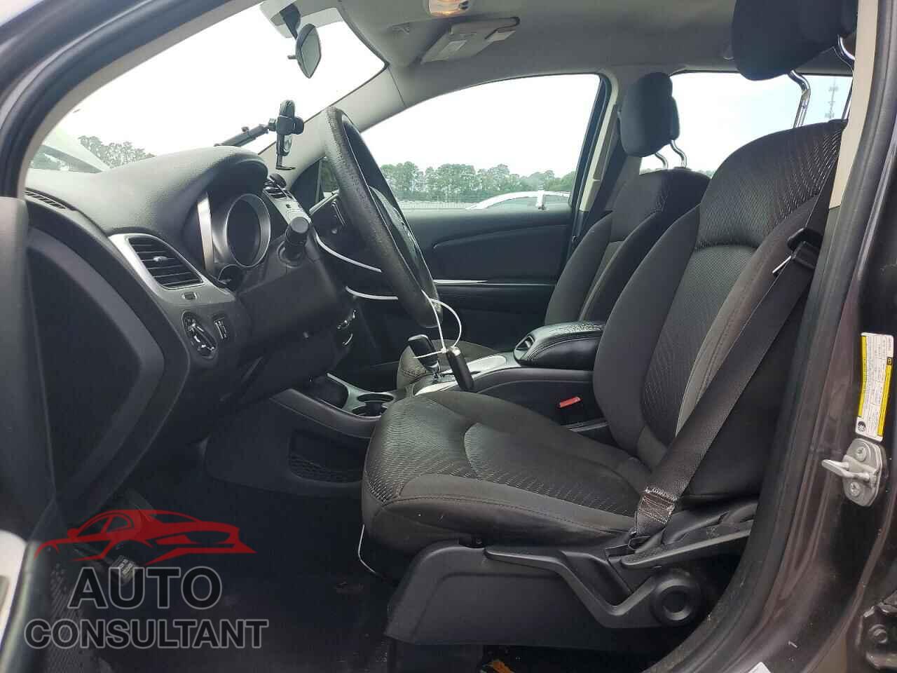 DODGE JOURNEY 2015 - 3C4PDCAB9FT631765