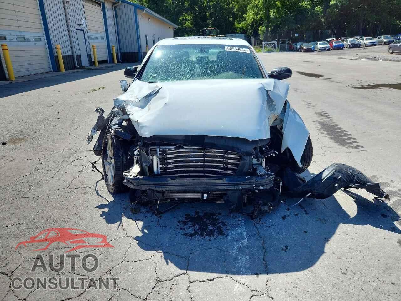 AUDI A4 2013 - WAUBFAFL3DN047298