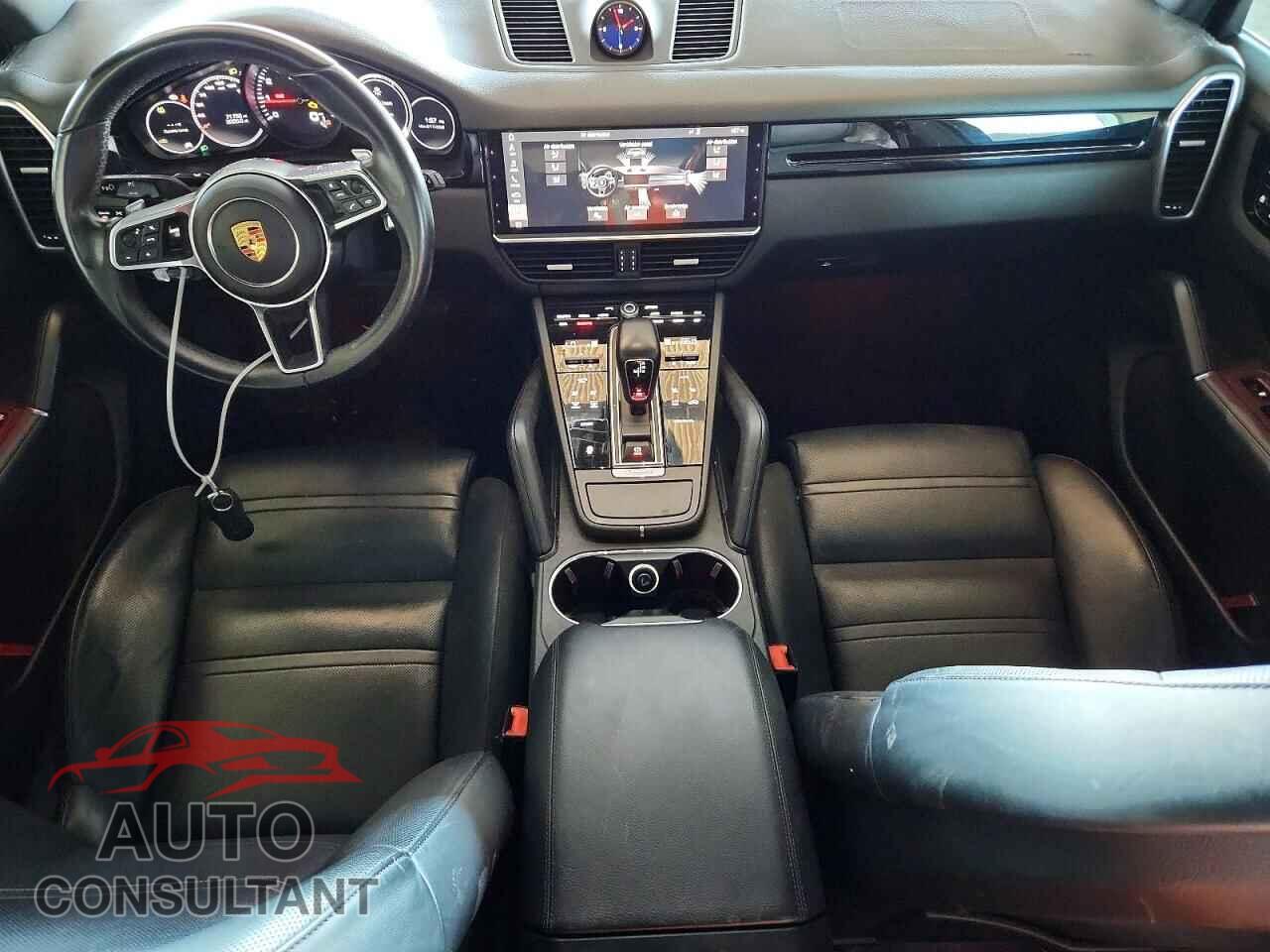 PORSCHE CAYENNE 2019 - WP1AA2AY3KDA13725