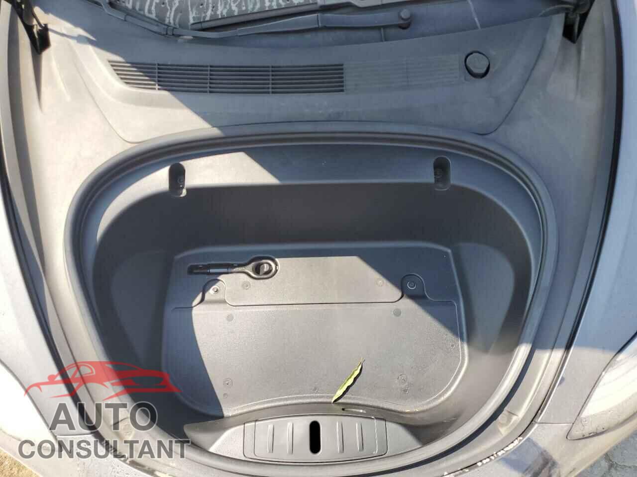 TESLA MODEL 3 2020 - 5YJ3E1EA3LF496004
