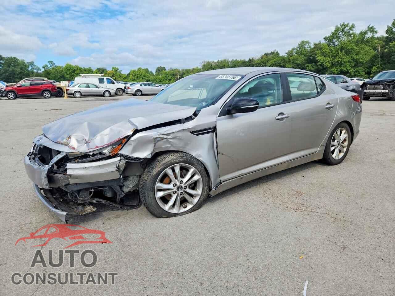 KIA OPTIMA 2011 - KNAGN4A76B5082807