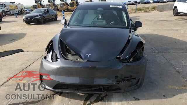 TESLA MODEL Y 2024 - 7SAYGDED4RF106941