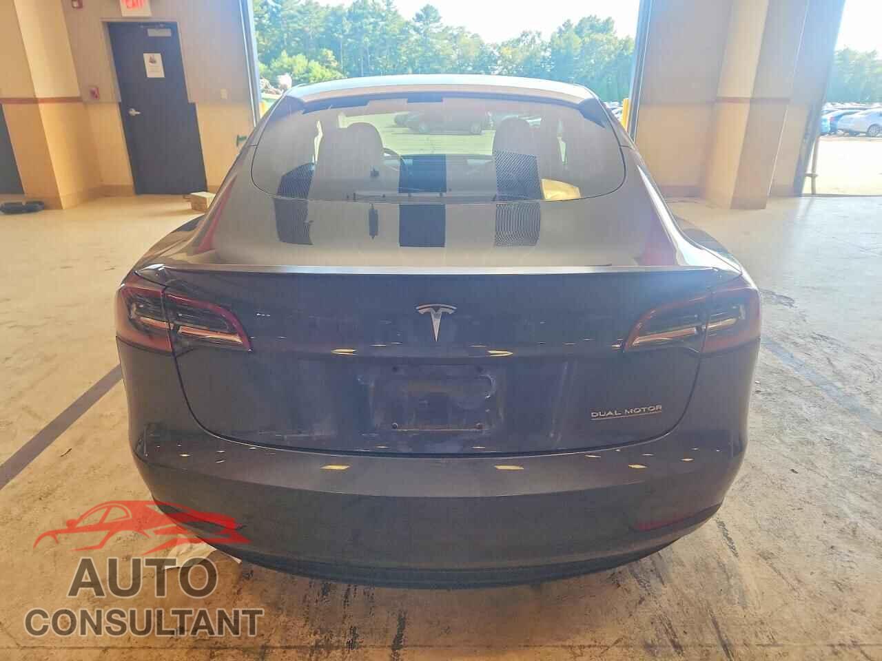 TESLA MODEL 3 2018 - 5YJ3E1EB2JF184410