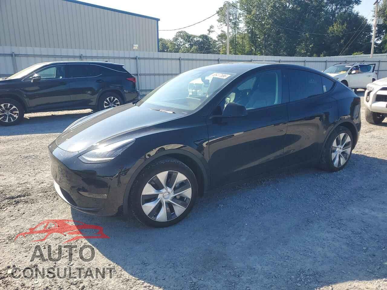 TESLA MODEL Y 2021 - 5YJYGDEE4MF094479