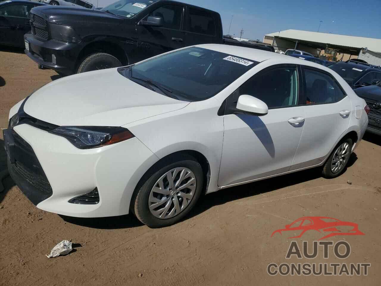 TOYOTA COROLLA 2018 - 2T1BURHE3JC989355