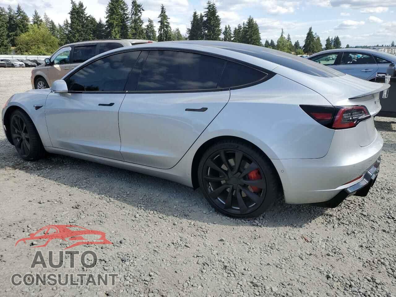 TESLA MODEL 3 2018 - 5YJ3E1EB2JF083402