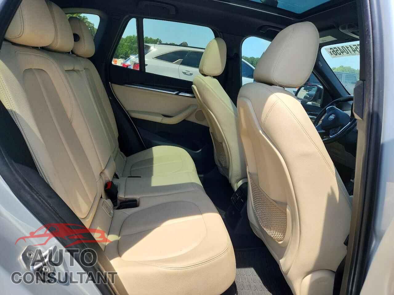 BMW X1 2017 - WBXHT3C37H5F71202