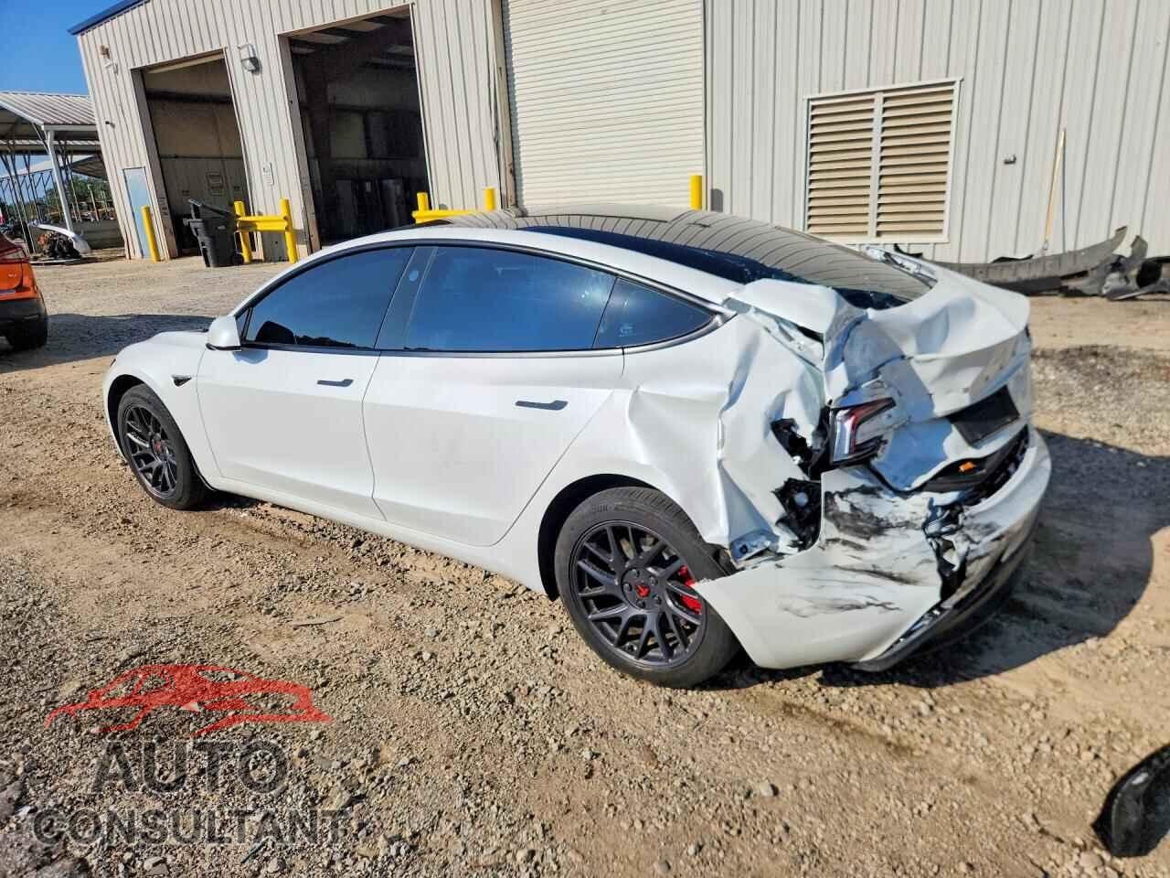TESLA MODEL 3 2024 - 5YJ3E1EA2RF854928