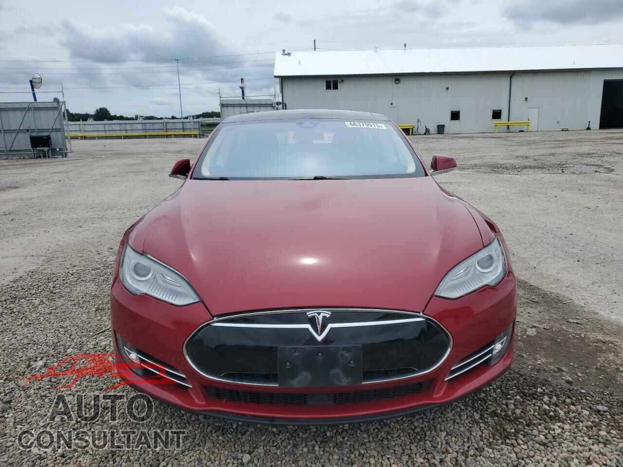 TESLA MODEL S 2015 - 5YJSA1H10FF080175