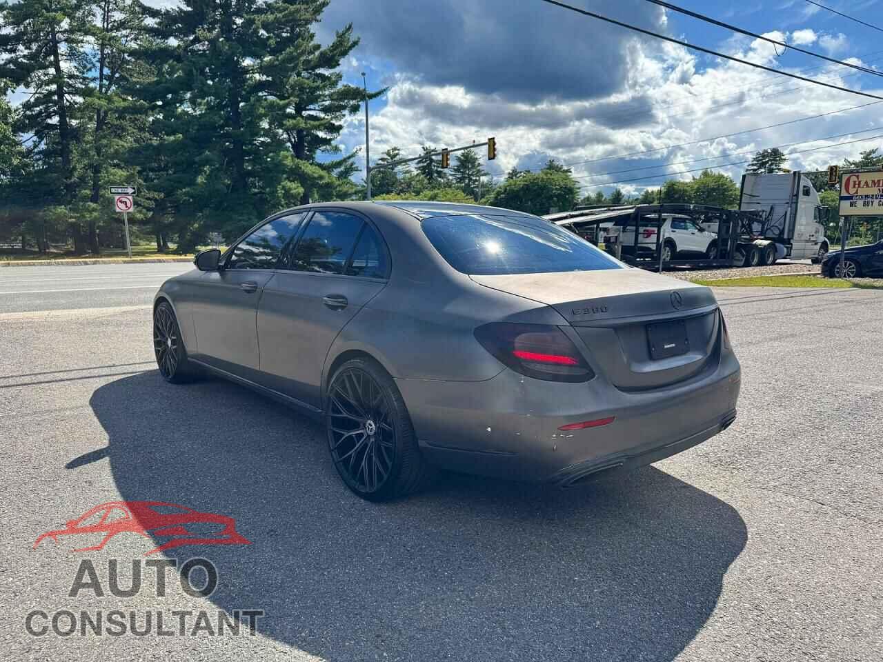 MERCEDES-BENZ E-CLASS 2017 - WDDZF4JB3HA210133