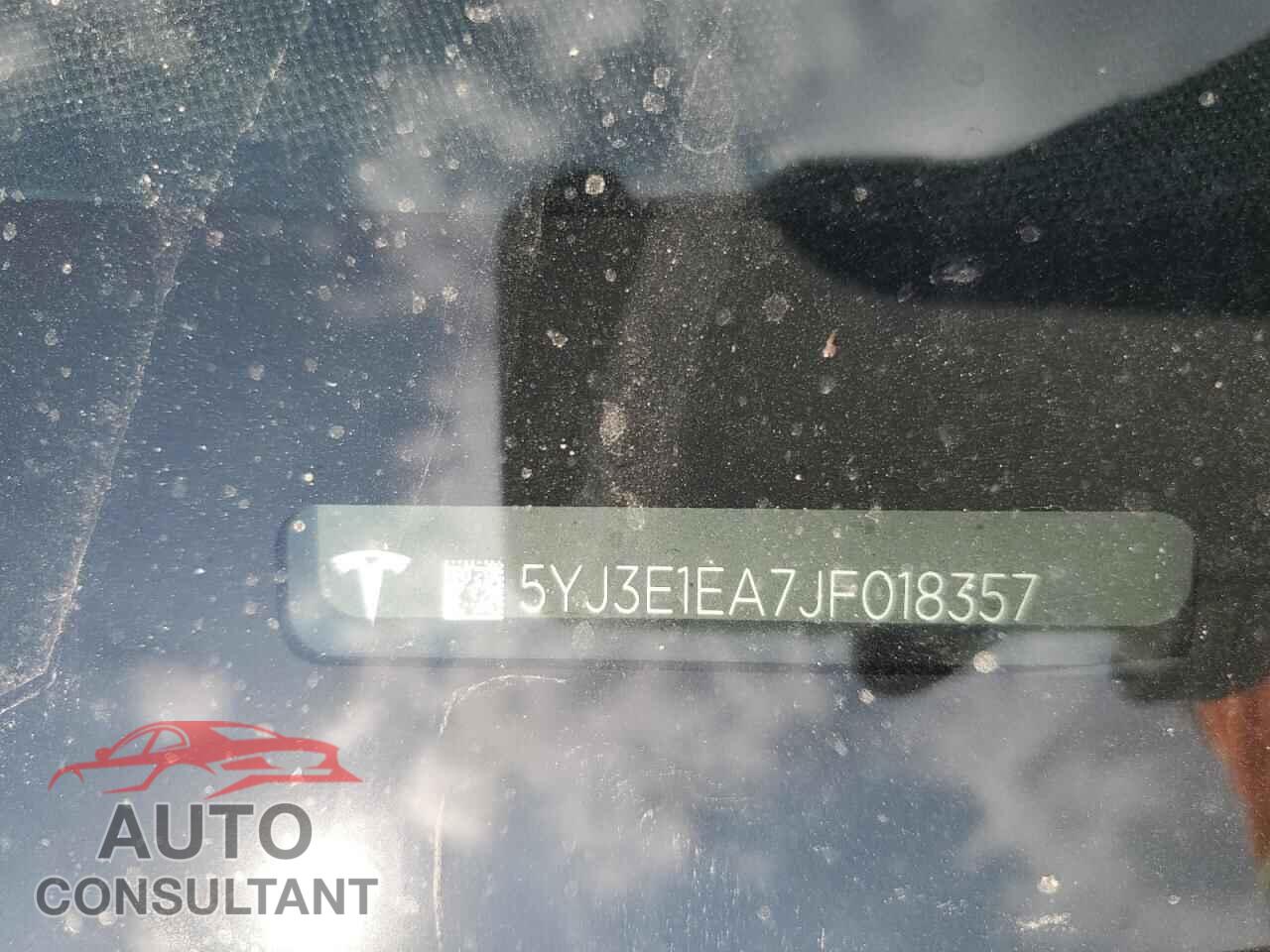 TESLA MODEL 3 2018 - 5YJ3E1EA7JF018357