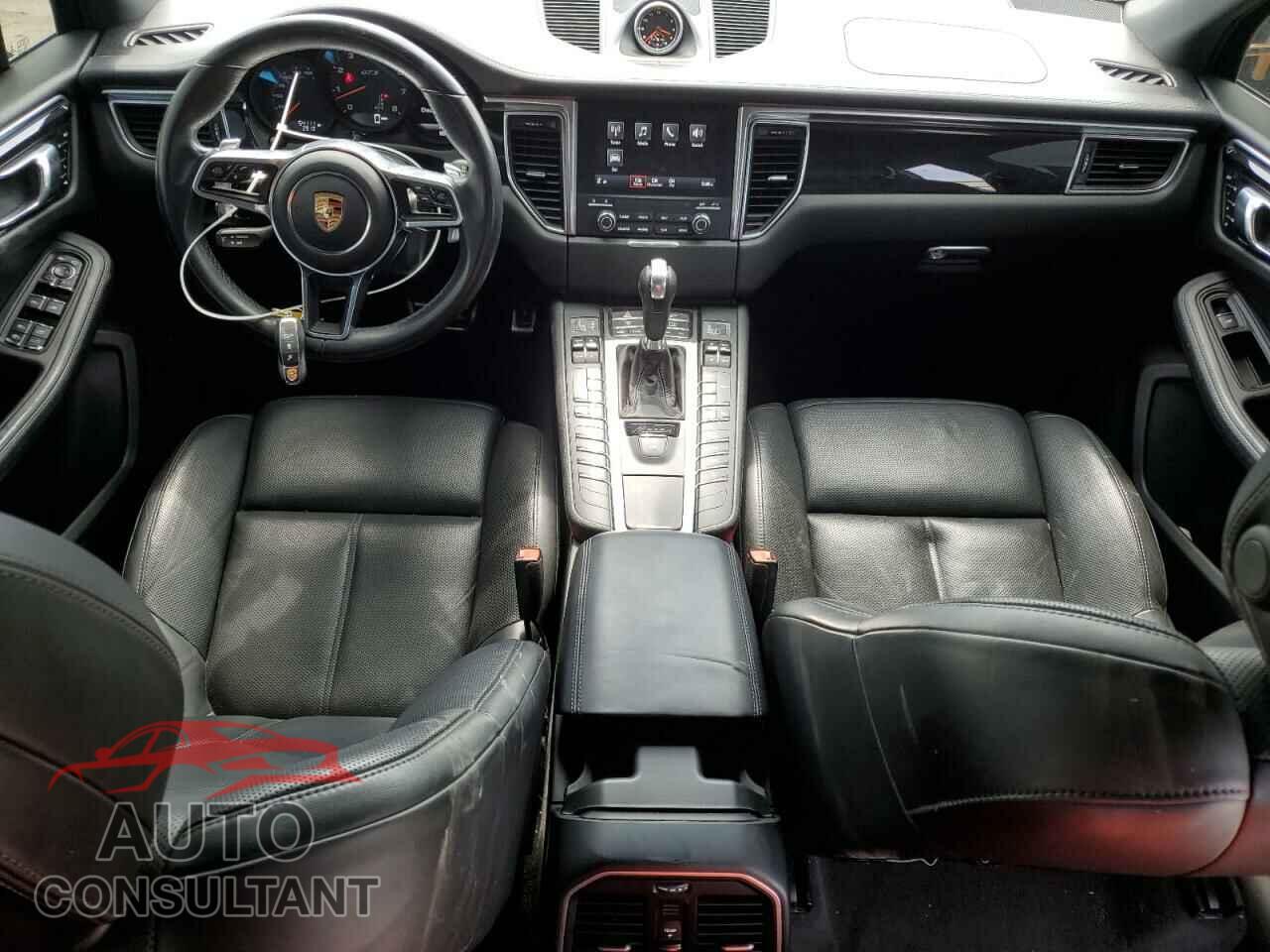 PORSCHE MACAN 2018 - WP1AG2A58JLB61233