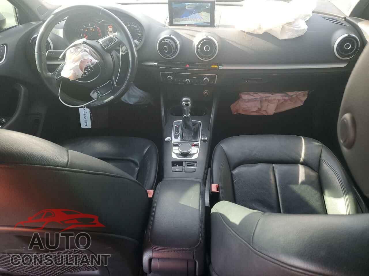AUDI A3 2016 - WAUA7GFF5G1068879