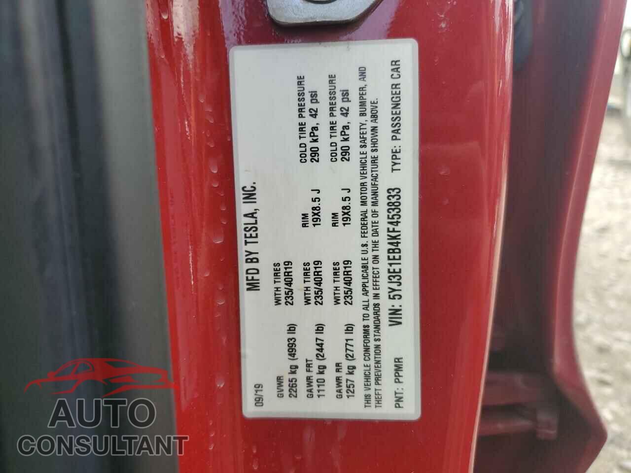 TESLA MODEL 3 2019 - 5YJ3E1EB4KF453833