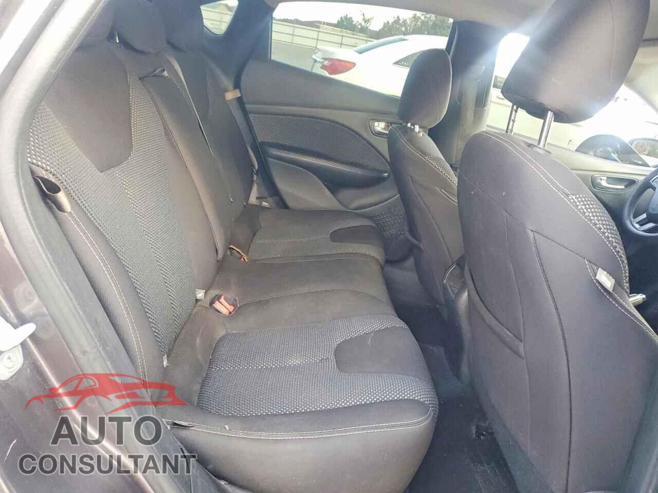 DODGE DART 2015 - 1C3CDFBB4FD374068