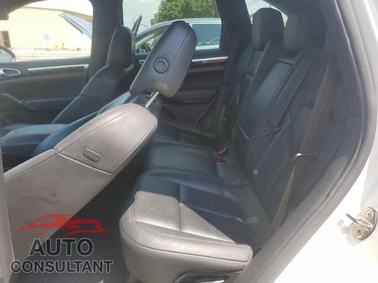 PORSCHE CAYENNE 2011 - WP1AA2A28BLA03063
