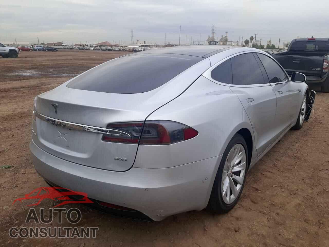 TESLA MODEL S 2016 - 5YJSA1E2XGF156502
