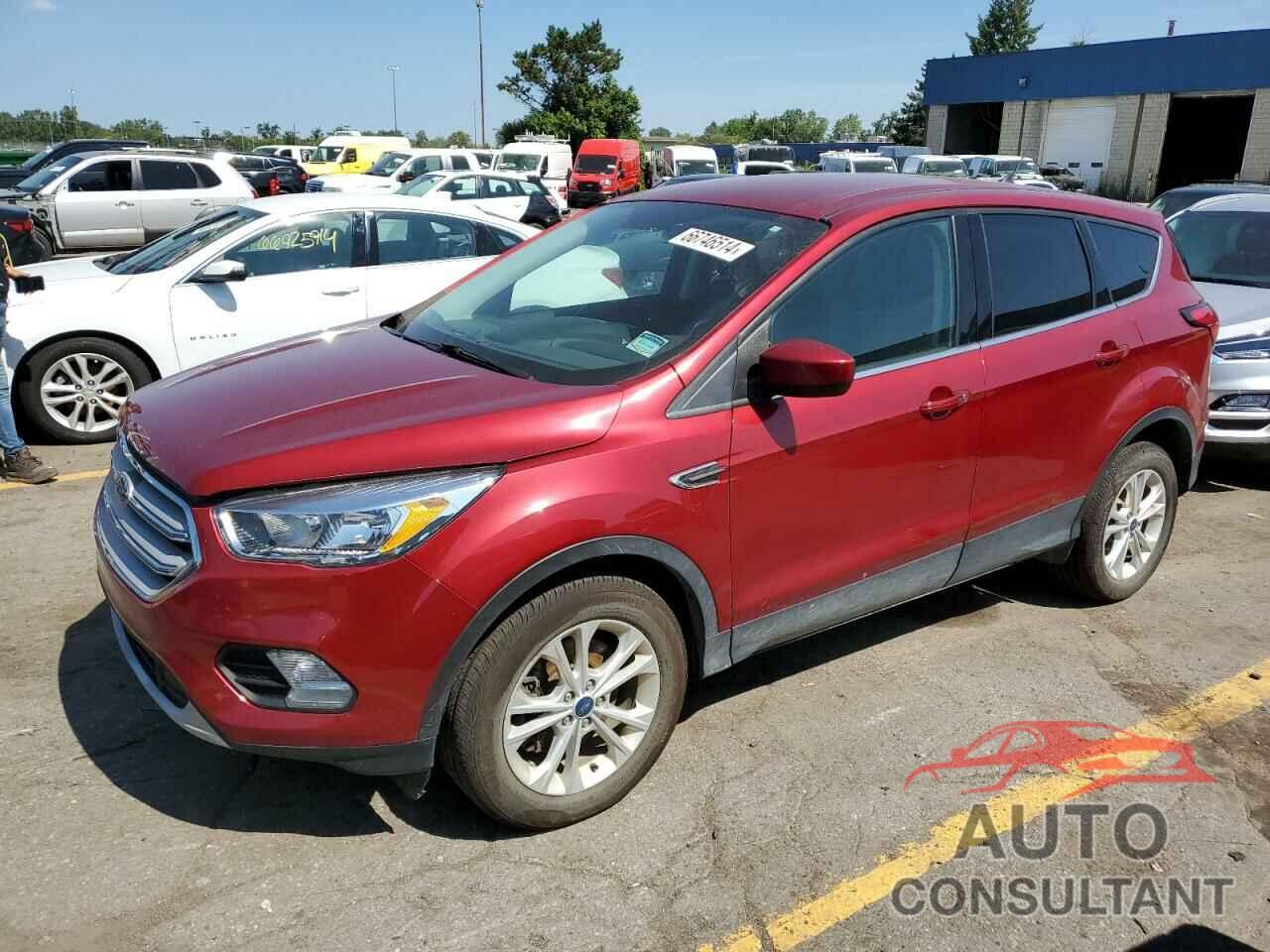 FORD ESCAPE 2019 - 1FMCU9GD1KUC00438