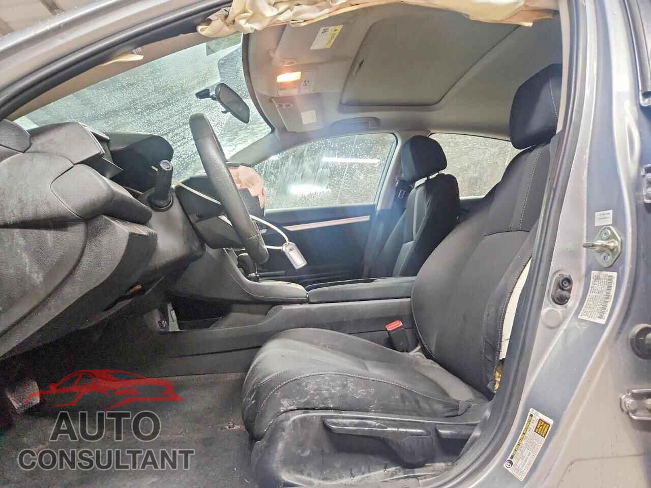 HONDA CIVIC 2017 - 19XFC2F78HE073248