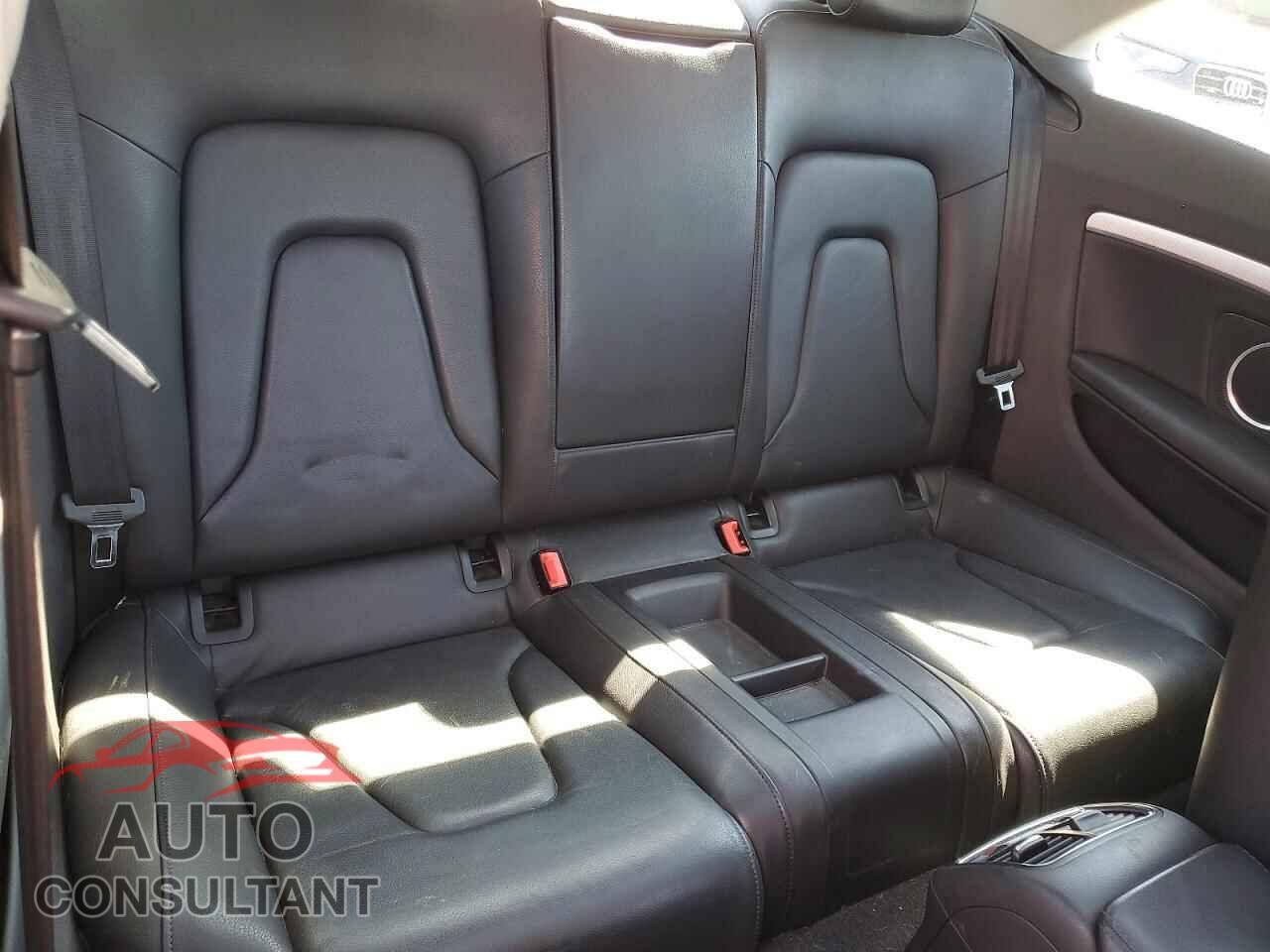 AUDI A5 2011 - WAULFAFRXBA081297