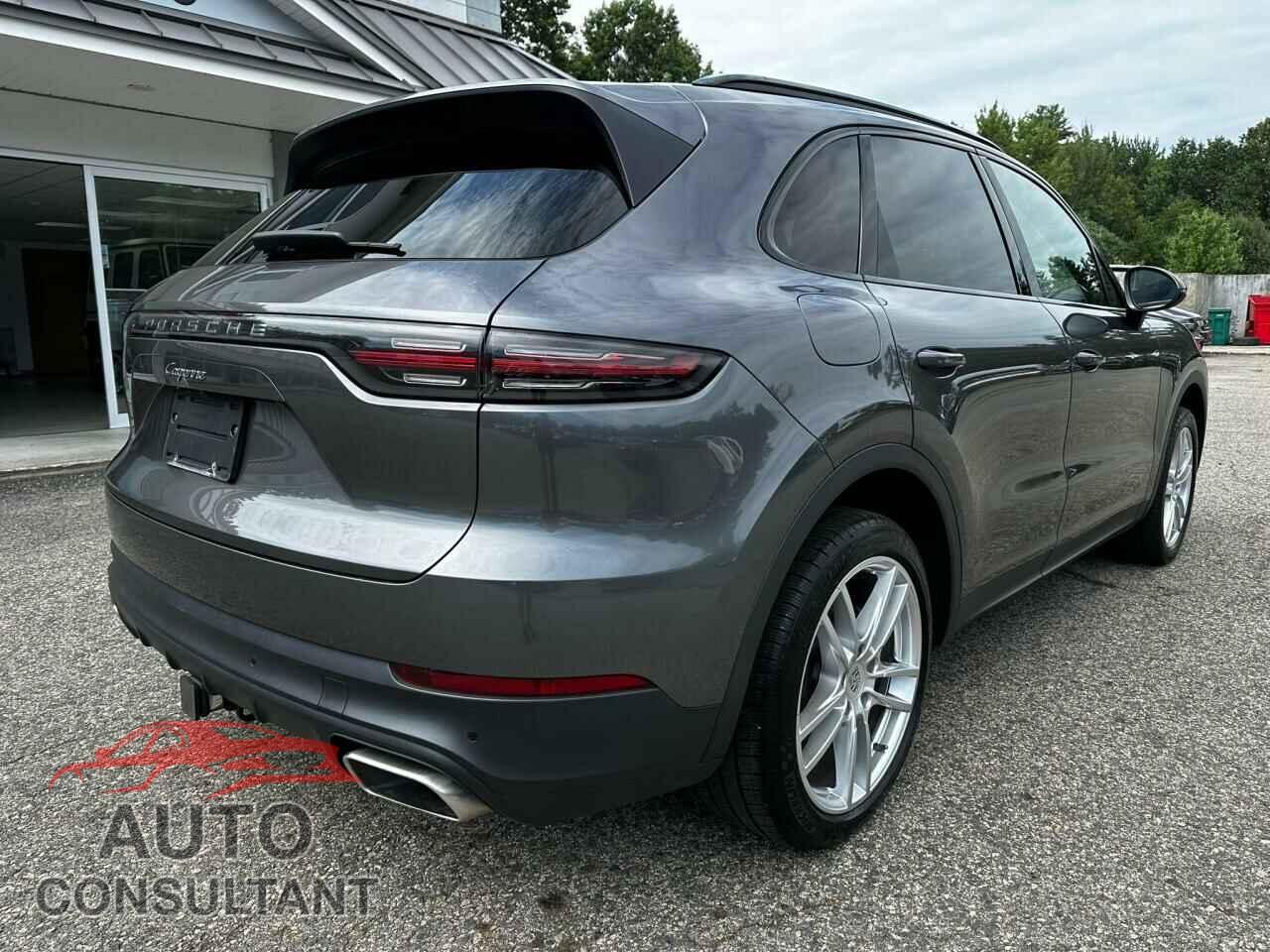 PORSCHE CAYENNE 2019 - WP1AA2AY9KDA03586