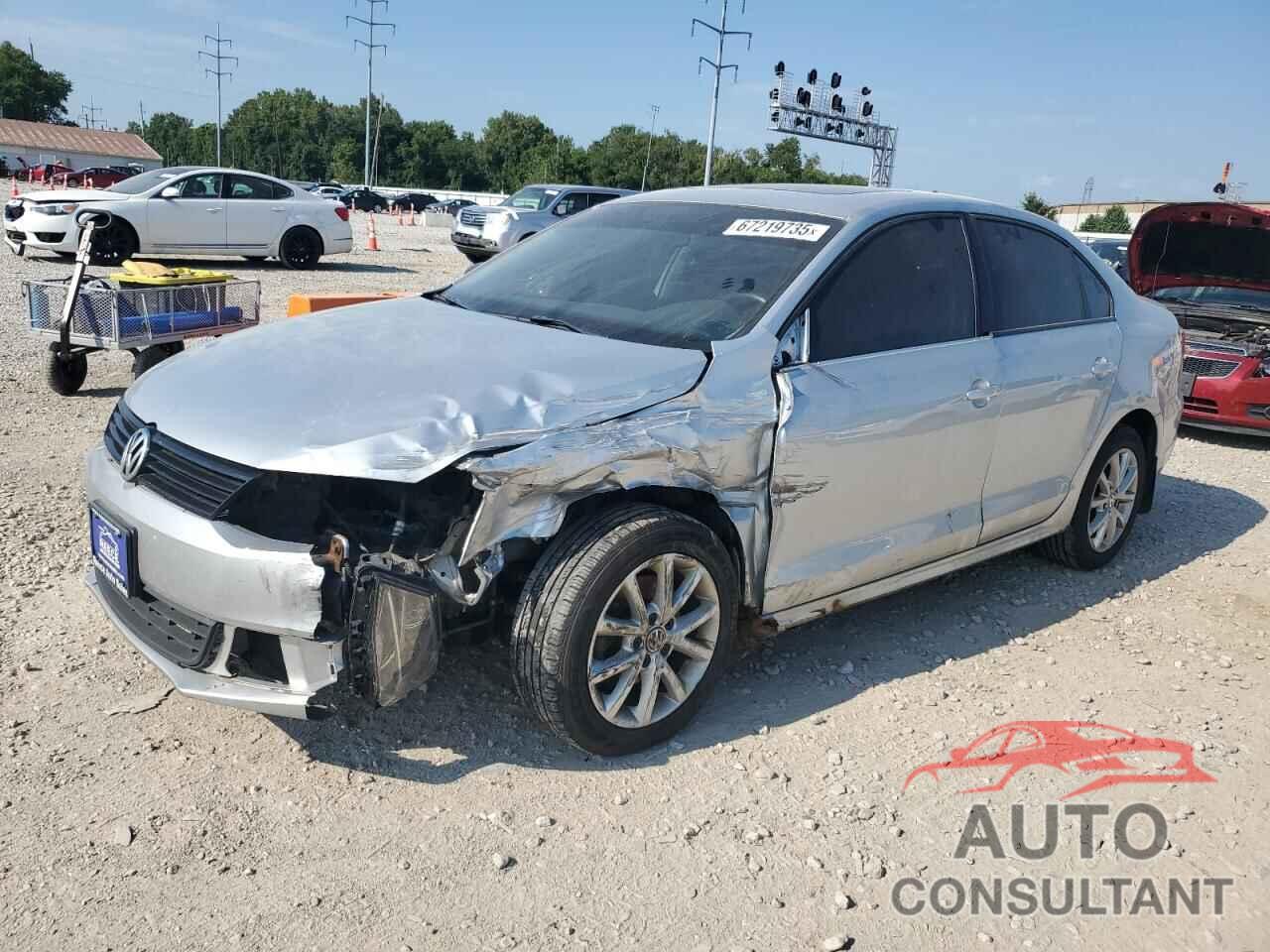 VOLKSWAGEN JETTA 2011 - 3VWDZ7AJ1BM041371