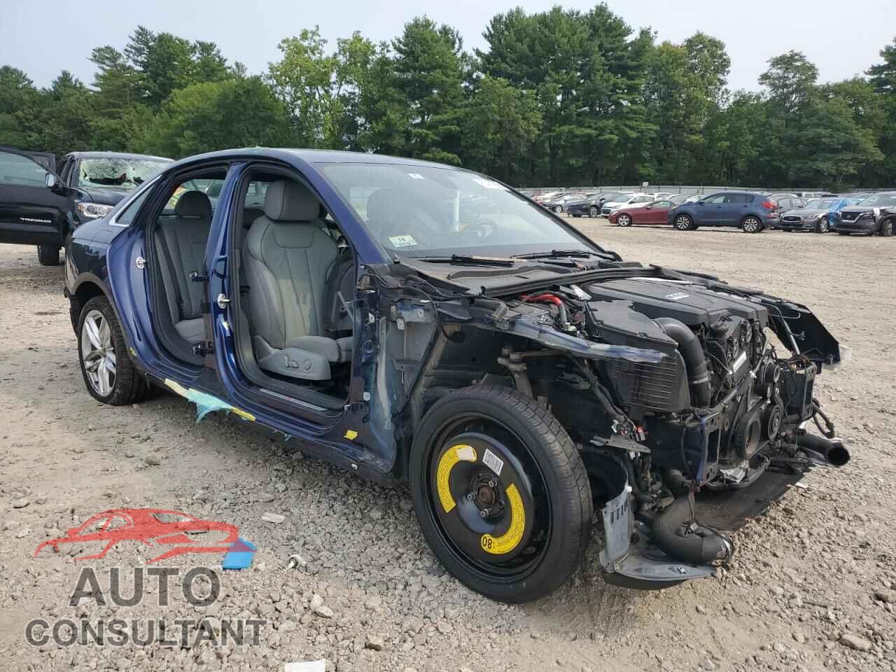 AUDI A4 2021 - WAUDAAF44MA034535