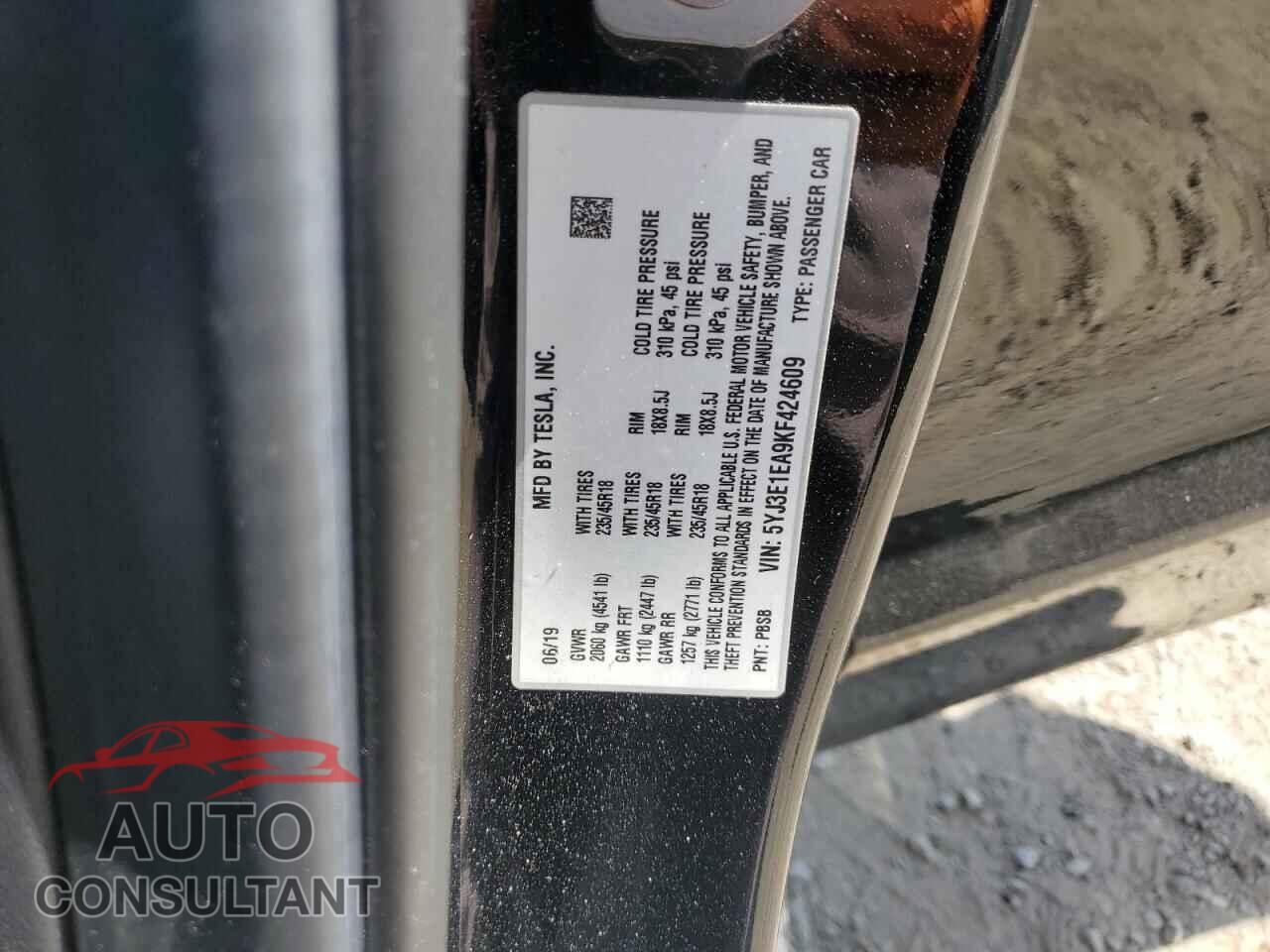 TESLA MODEL 3 2019 - 5YJ3E1EA9KF424609