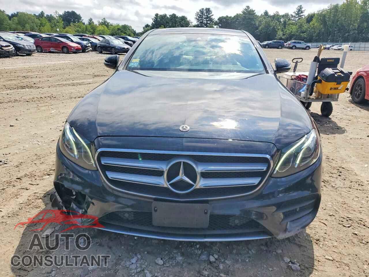 MERCEDES-BENZ E-CLASS 2018 - WDDZF4KB5JA449865