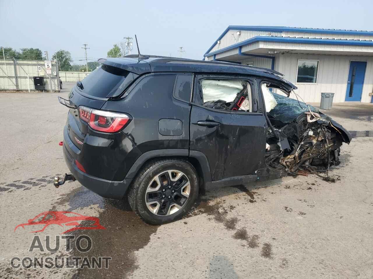 JEEP COMPASS 2018 - 3C4NJDDB2JT129948