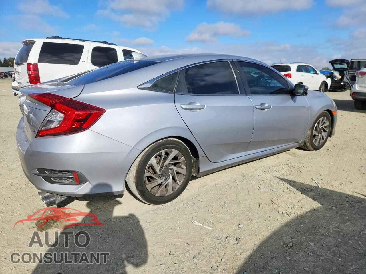 HONDA CIVIC 2017 - 2HGFC2F73HH545443