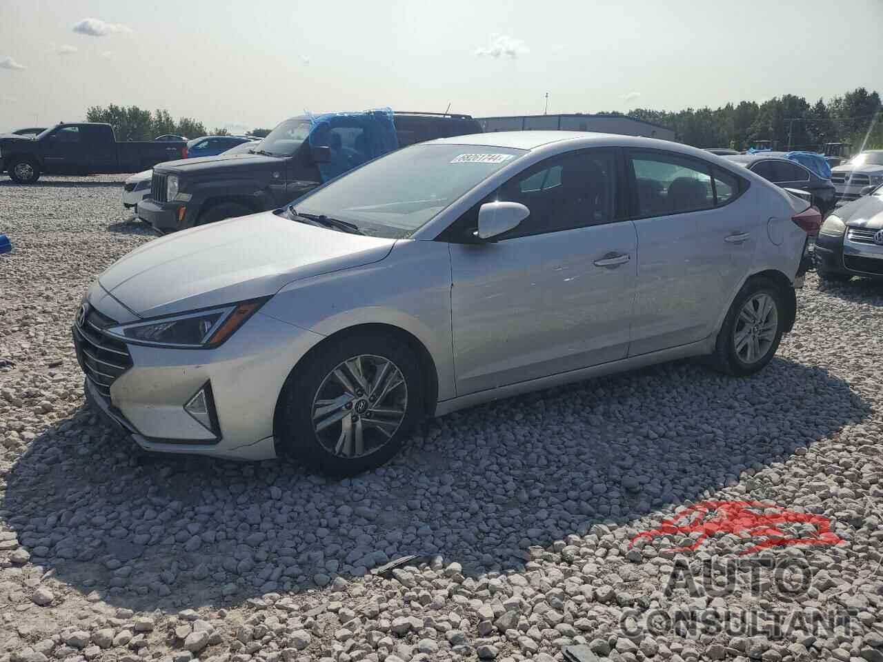 HYUNDAI ELANTRA 2019 - KMHD84LF7KU875830