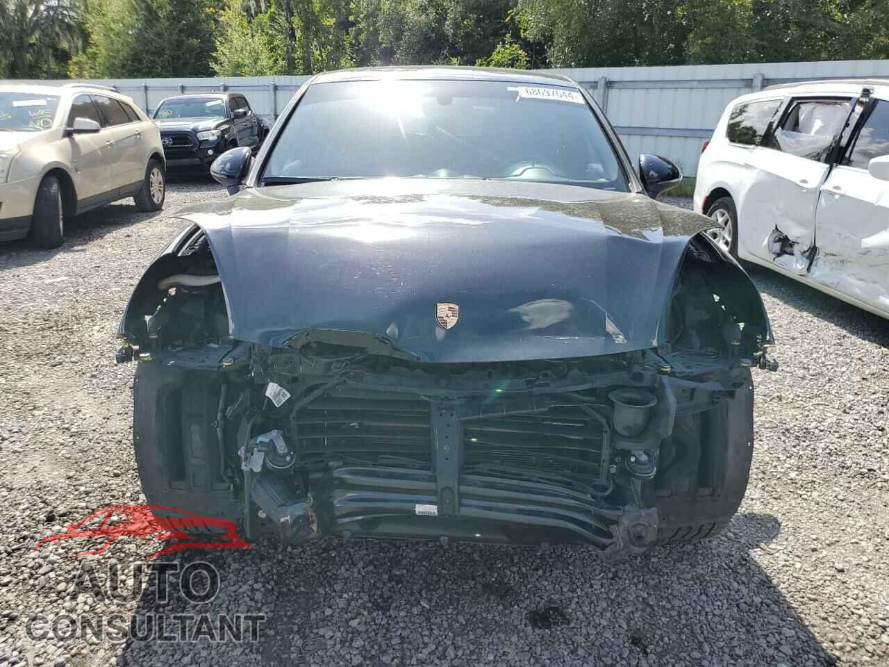 PORSCHE CAYENNE 2016 - WP1AA2A20GKA10540