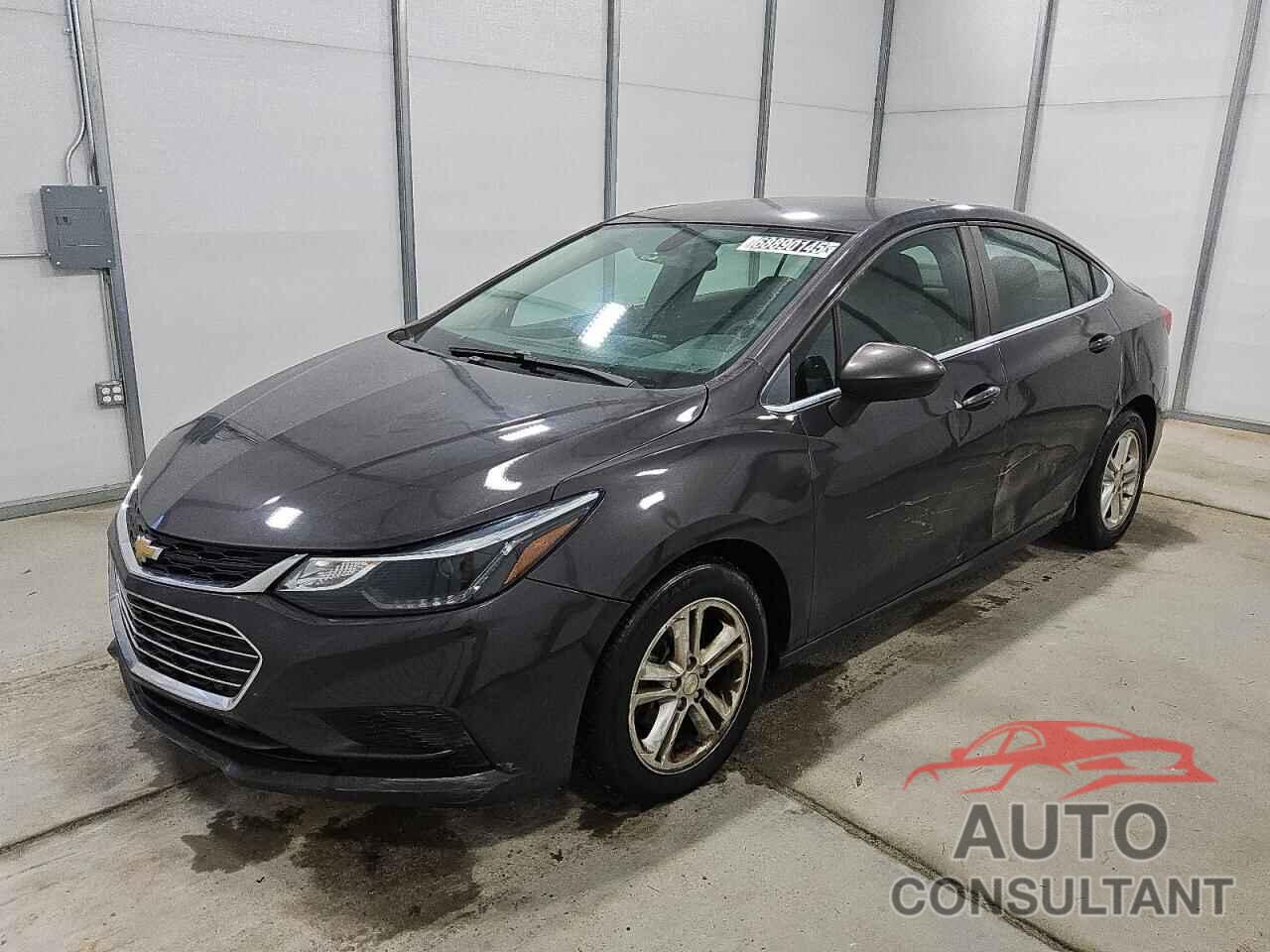 CHEVROLET CRUZE 2017 - 1G1BE5SM8H7121801