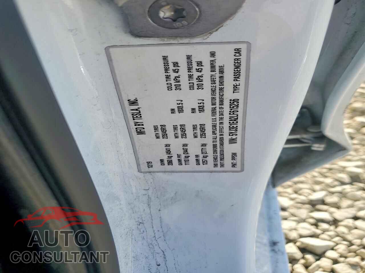 TESLA MODEL 3 2020 - 5YJ3E1EA2LF615256