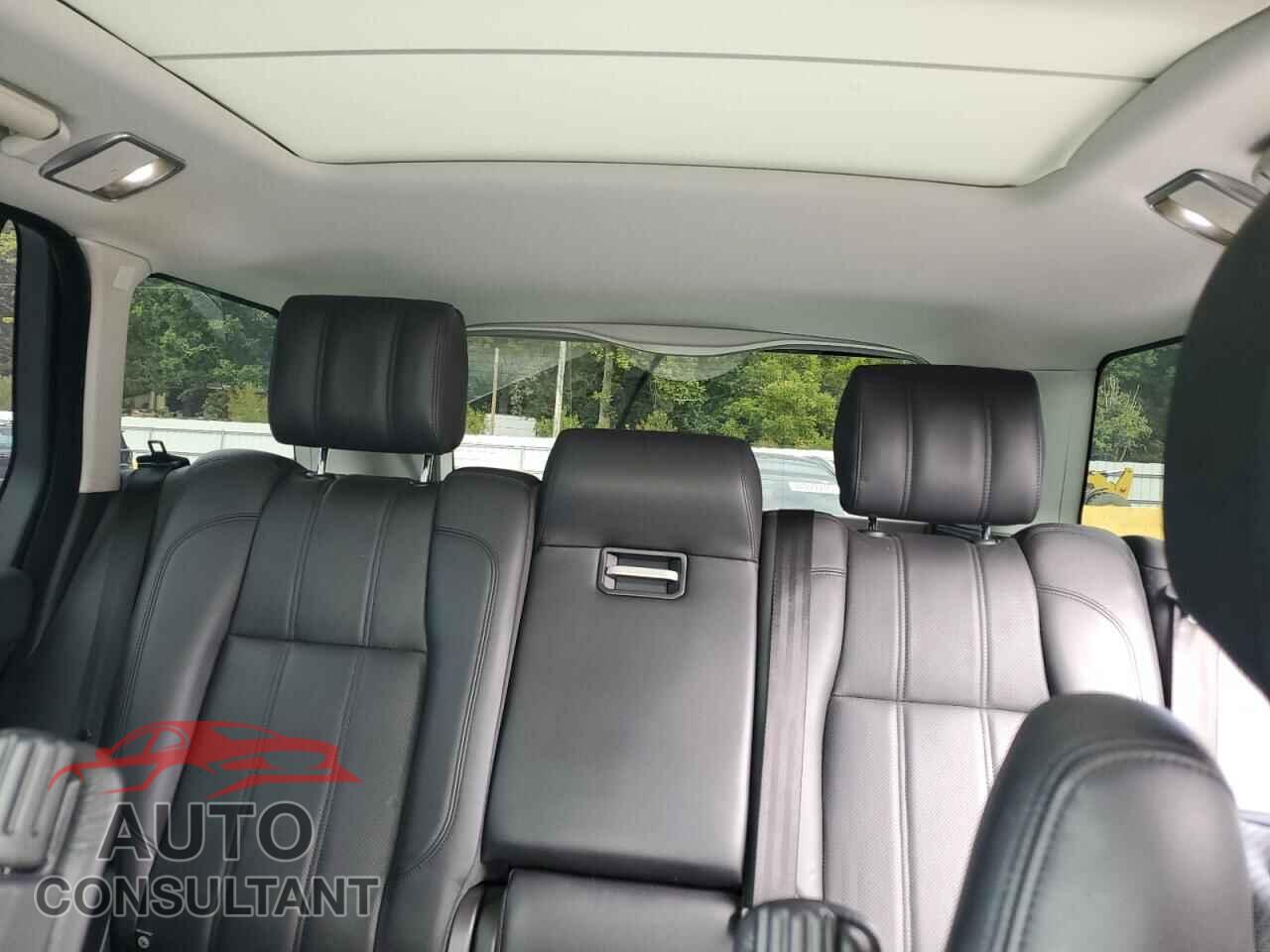 LAND ROVER RANGEROVER 2015 - SALGS2VF8FA218295